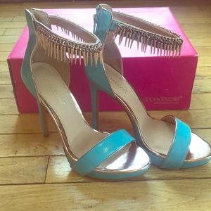 Fabulous blue heels!